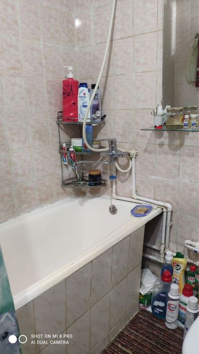 Продам 1-комнатную квартиру на Чиланзар-23 (книжный магазин)