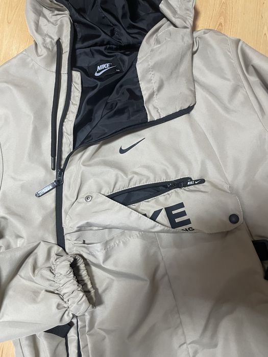 Ветровка Nike sport runing