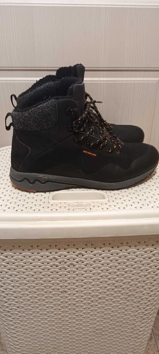 Зимни обувки Капа и зимни обувки ДК черни