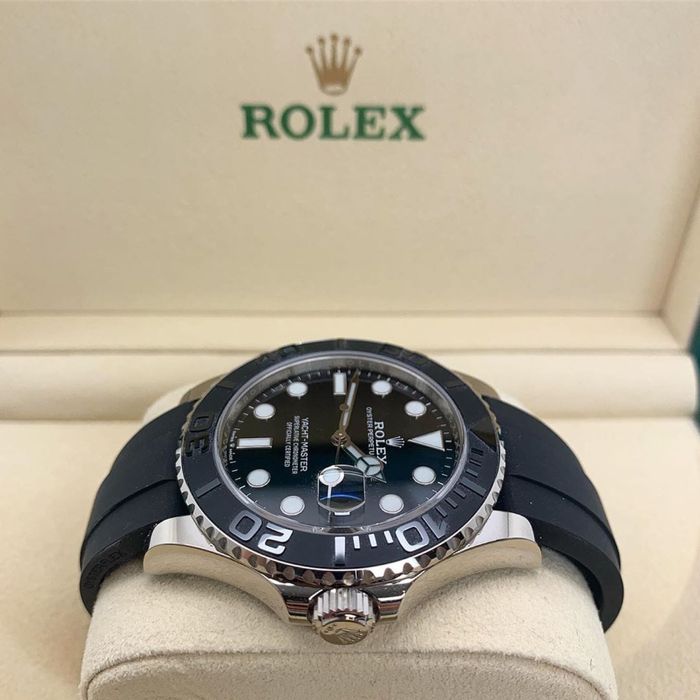 Rolex Yacht - Master Black 42,mm rubber