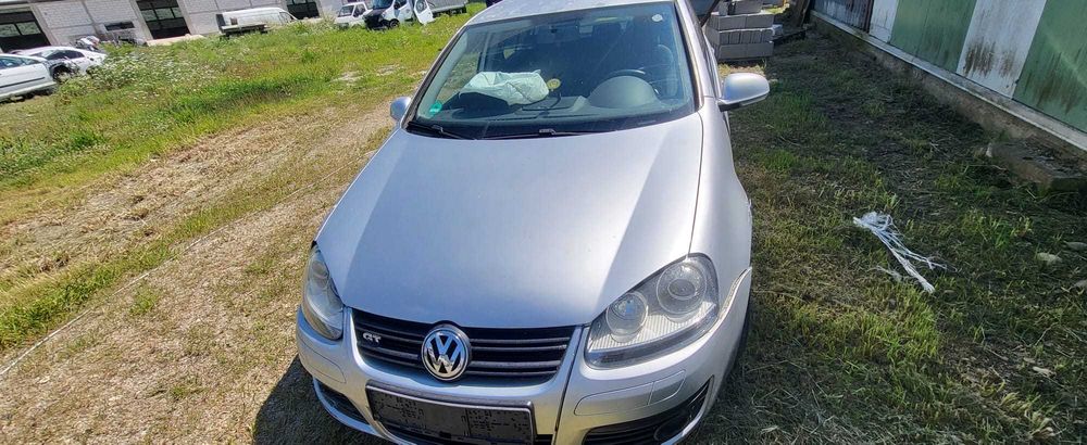 Oglinzi electrice stanga / dreapta - Volkswagen VW Golf 5 - cod culoare: LA7W - pret per bucata
