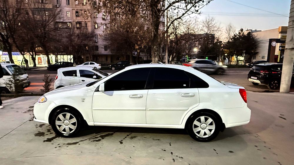 Chevrolet Gentra Mexanika Srochno sotiladi