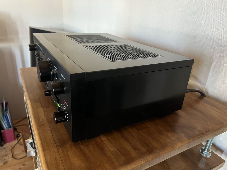 Vind amplificator Sansui au-d77x