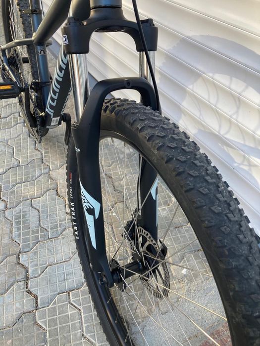Bicicleta MTB Specialized Rockhopper