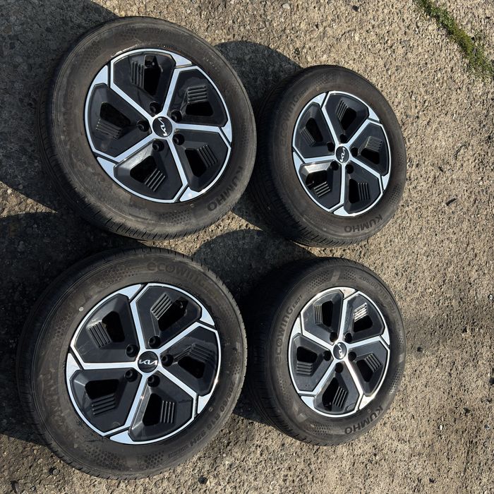 Джант с гуми Kia Niro 16"