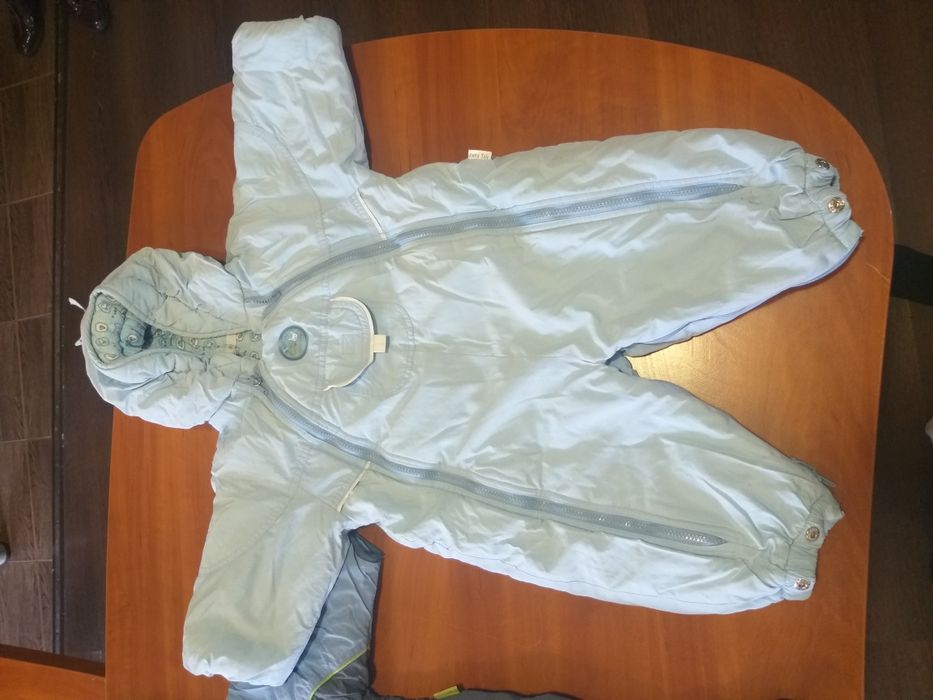 Продам комбинезон для мальчика