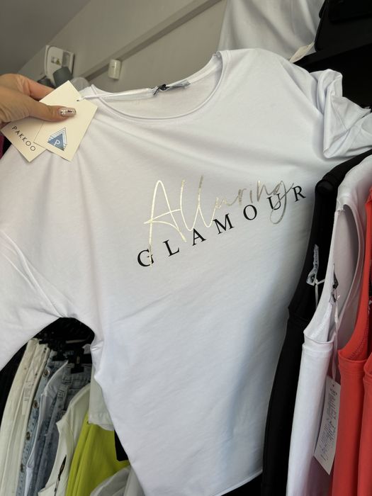 Дамски тениски. уникална материя! Нови!