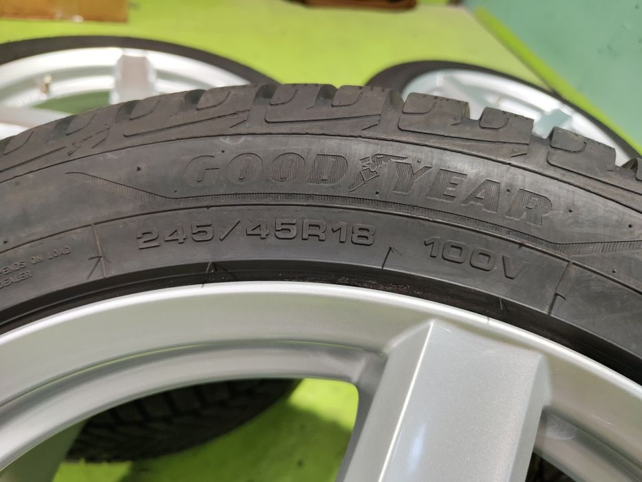 18 5x112 Mercedes E Class W213 зимен комплект джанти с гуми 5х112 Мерцедес 245/45/18 Goodyear