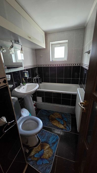 Apartament de închiriat