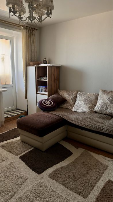 Продам трехкомнатную квартиру