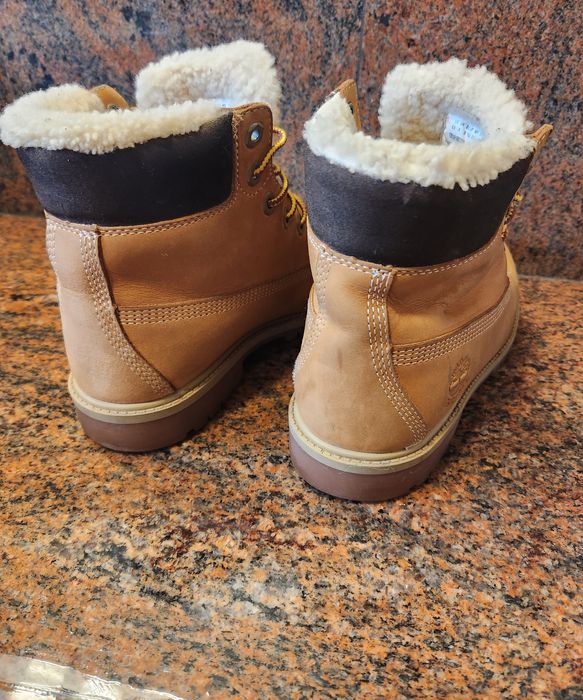 Ghete inalte Timberland, impermeabile si imblanite