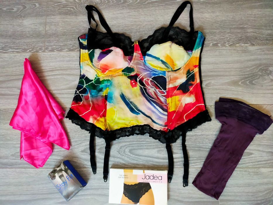 Corset lycra cu dantelă, livrare gratuită