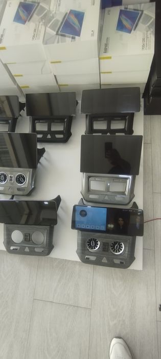 Магнитола 13 дюйм 8 и 4 ядер 4/64г, 6/128г WiFi 4G сим CarPlay янги