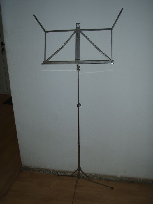 Trepied partituri K&M, material cromat (150 cm)