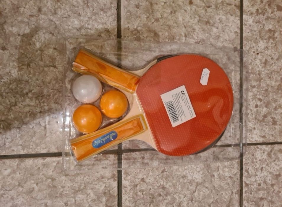 Palete de ping pong cu mingi