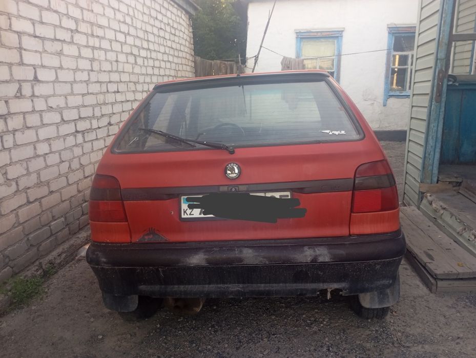 Продам машину Шкода Фелиция