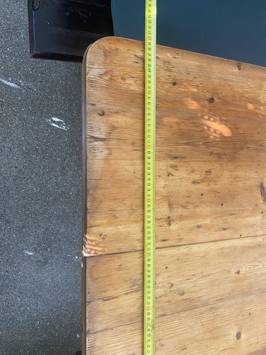 Трапезна масa  - Масив