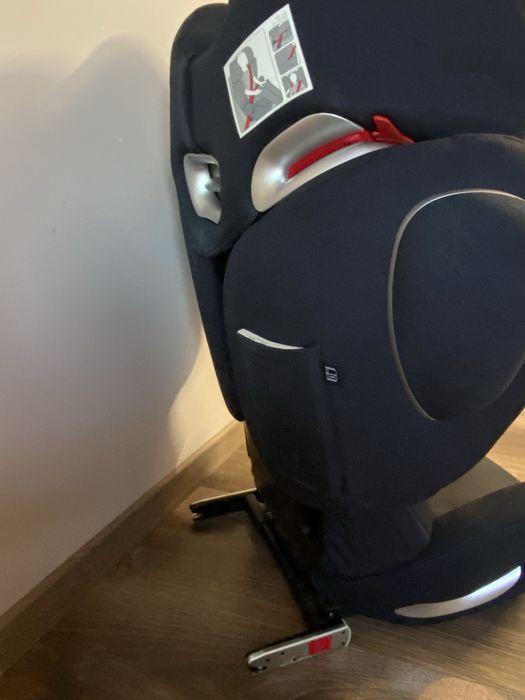 Детско столче за кола Cybex Q3 Fix-Plus – (15-36кг.)тъмно синьо)