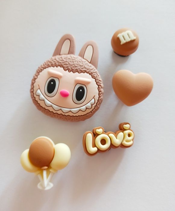 Labubu значки за crocs