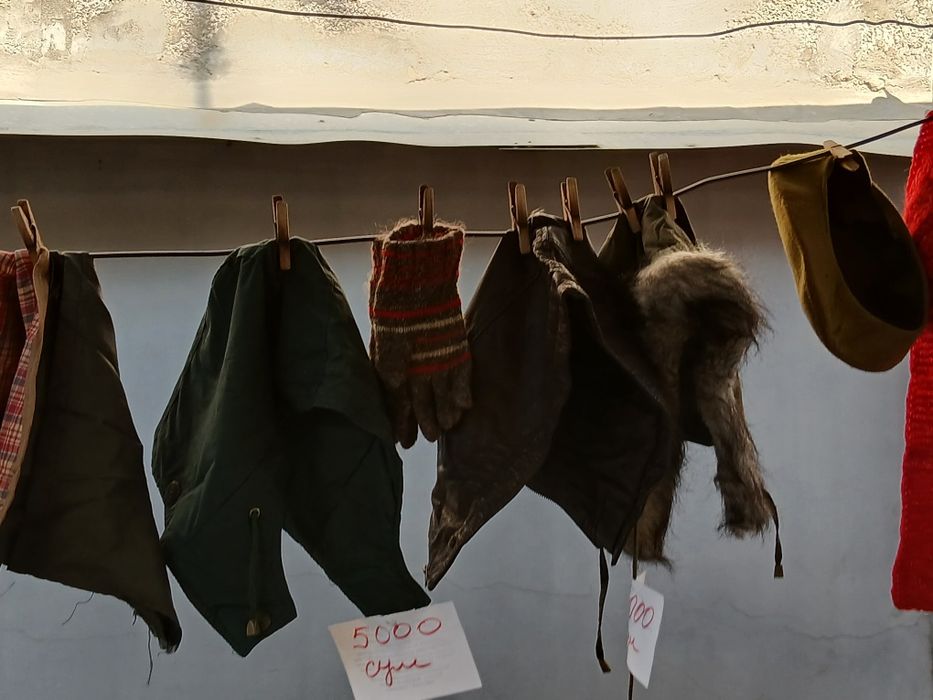 Шапки  зимние , для женщин , и мужчин.