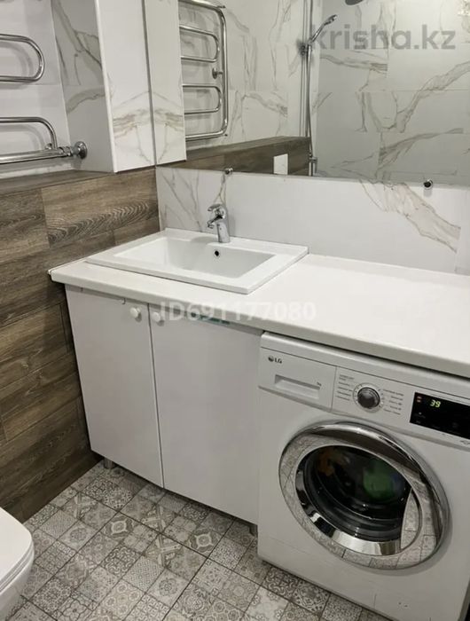 Продам улучшенную 3 ком квартиру