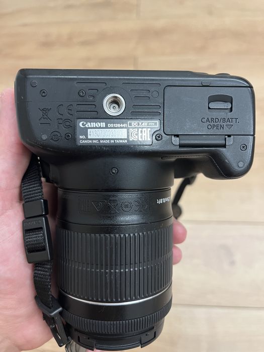 Canon 100d сенсорный