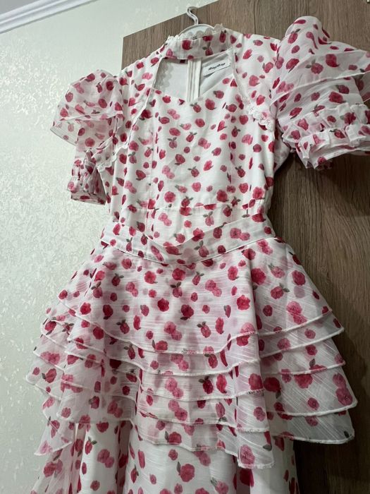 Вечернее платье новое одевали всего 1 раз