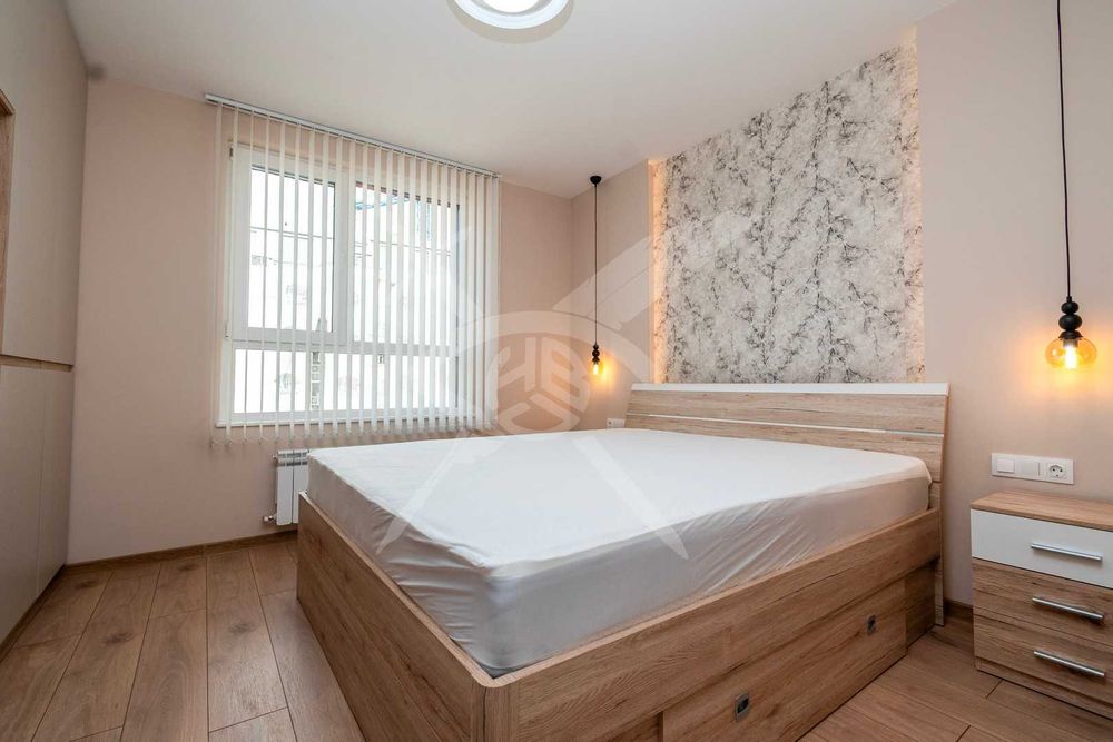 Дава се под наем Тристаен апартамент в София, Лагера - 109 кв.м за 1300 € - Снимка #9