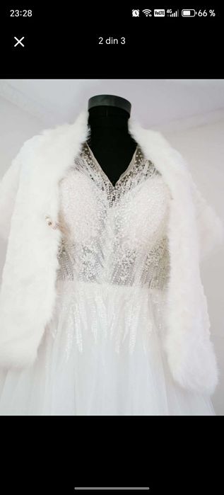 Vand rochie de mireasa