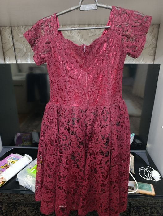 Продам платье размер