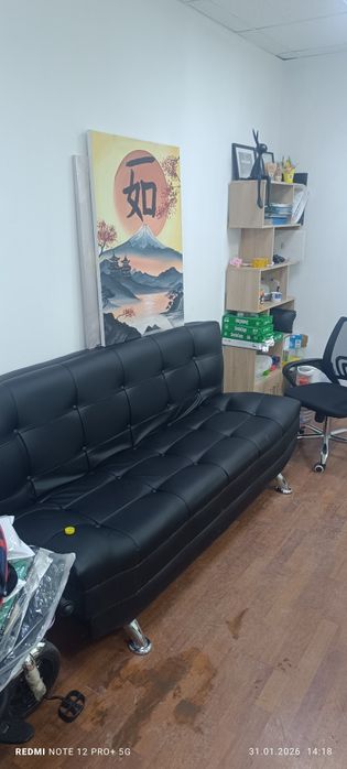 Офисная мебель в хорошем состоянии