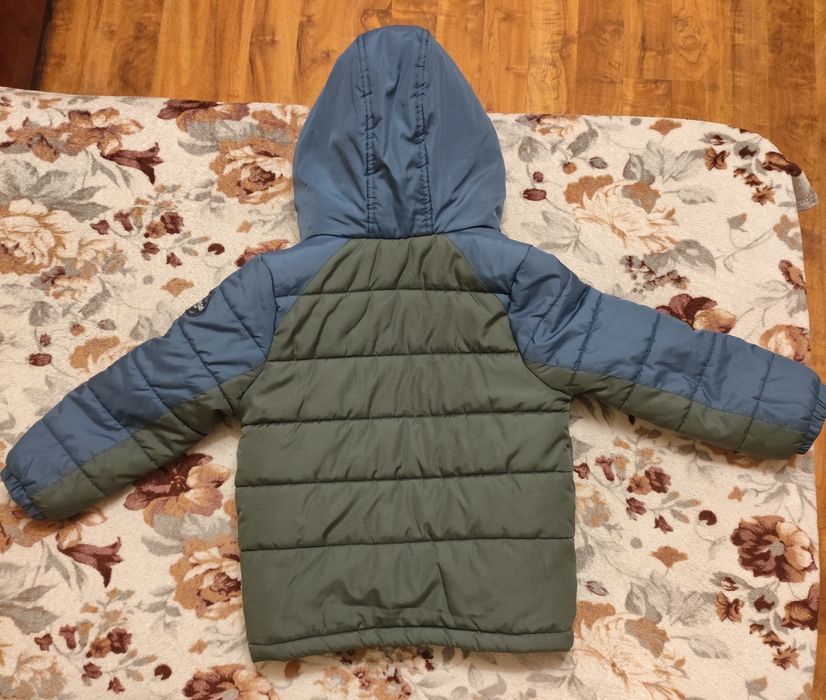 Зимняя куртка для мальчика на 7 лет