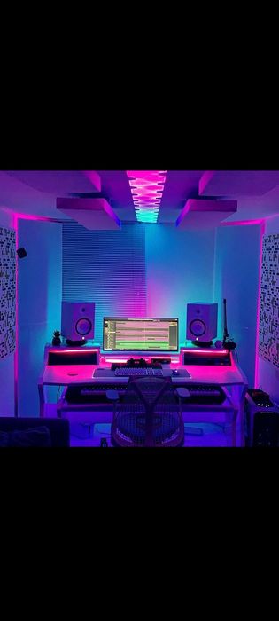 студия звукозаписи. ovoz yozish studiosi