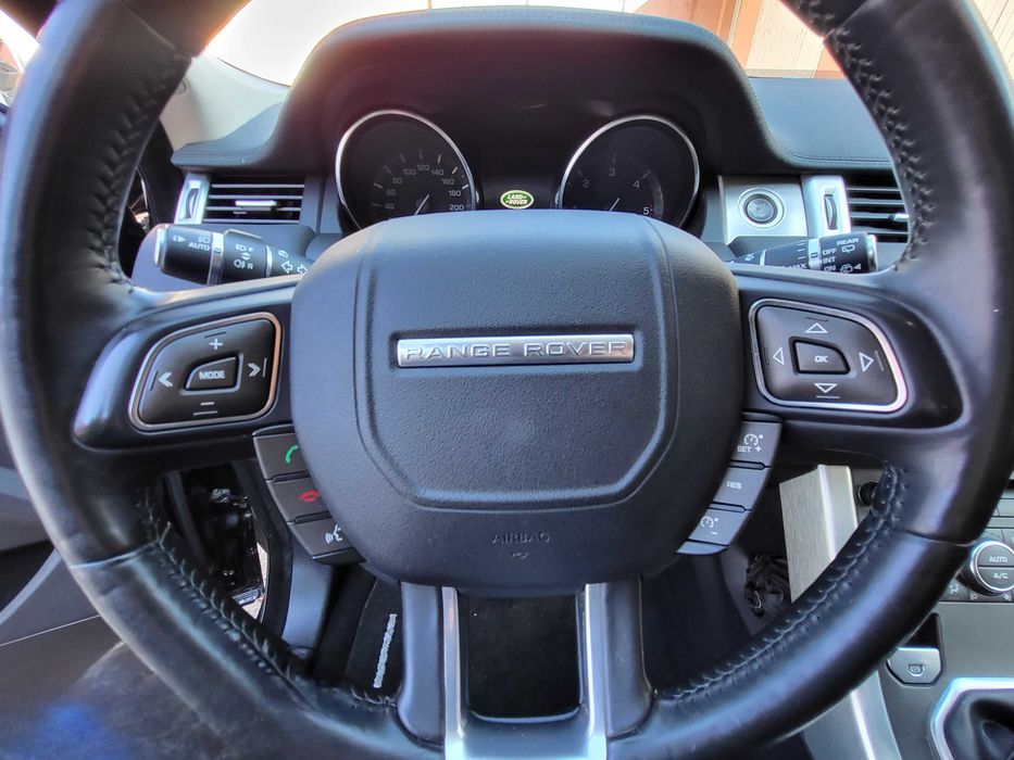 Vând Range Rover Evoque ,2015 2.2 diesel (150 CP) manuala 140000 km