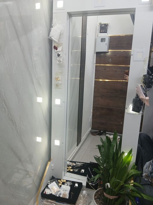 Продаётся зеркала