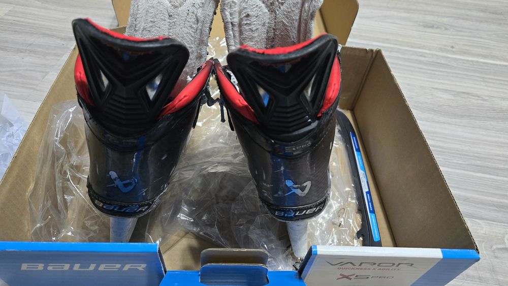 Продам коньки Bauer 5x Pro