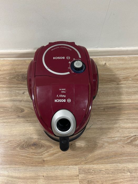 Пылесос красненький bosch