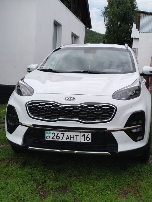 Машина KIA Sportage