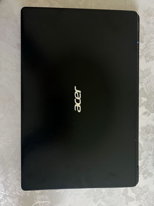 Ноутбук с гаратий