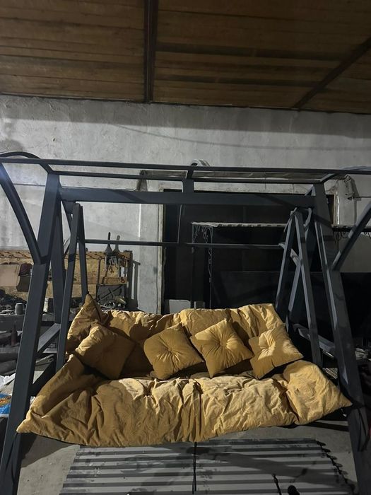 Продам качелю полный комплект