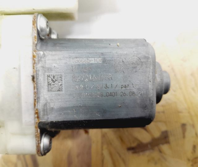 Motoras macara geam stanga spate 827216497r Renault Captur 2  [din 2019 pana  2020] seria