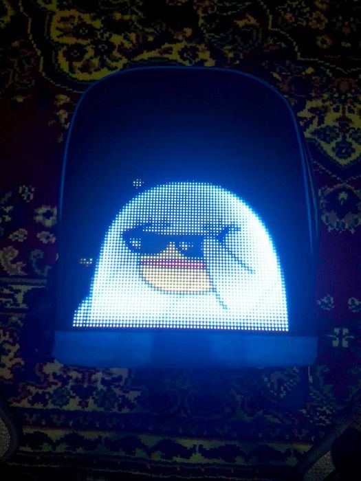 Рюкзак LEDэкраном,  суперподарок power bank в подарок.