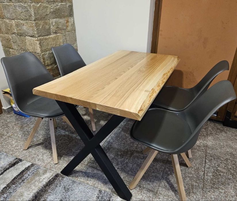 Стойки за маси и пейки