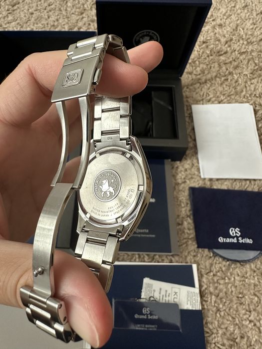 Grand Seiko 37mm quartz SBGX261