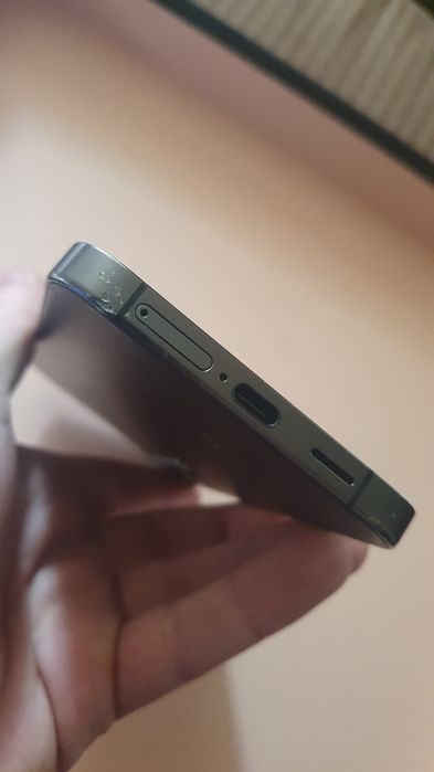 Vând samsung s24 plus