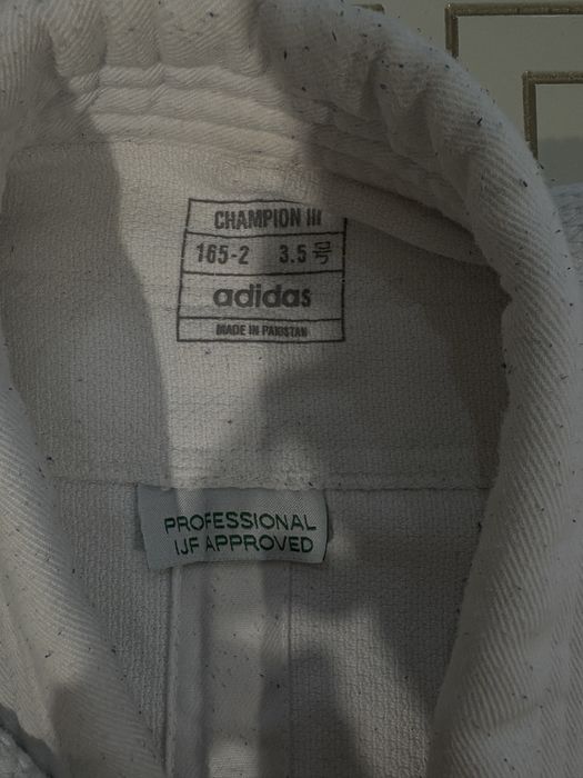 Продается Кимано Для дзюдо Adidas Champion 3 red