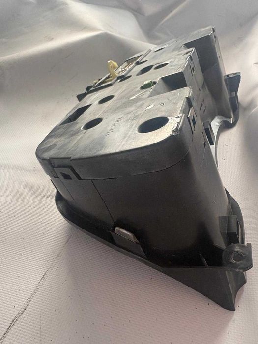 Ceas de bord Opel Zafira A 09228757EJ 2.0 tdi 2005