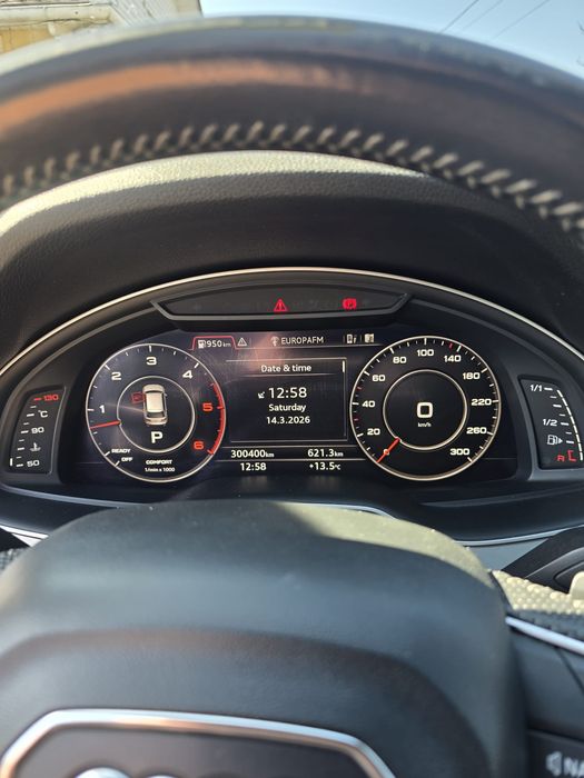 Vând Audi Q7 Quattro S-line/7 locuri