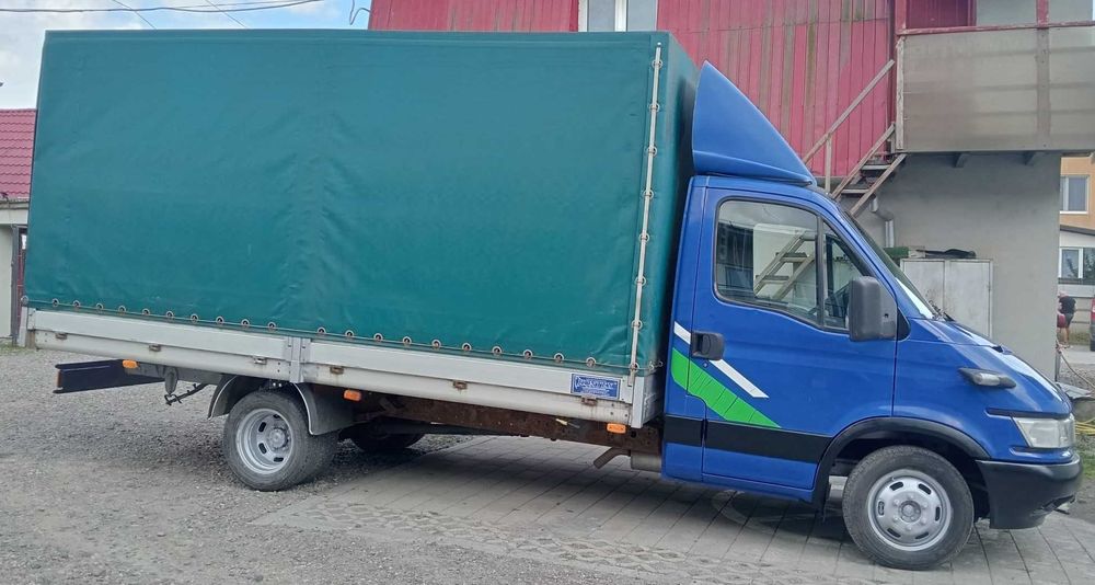 Vânzare autoutilitara Iveco Daily,an fabricație 2007, capacitate 3,5 t