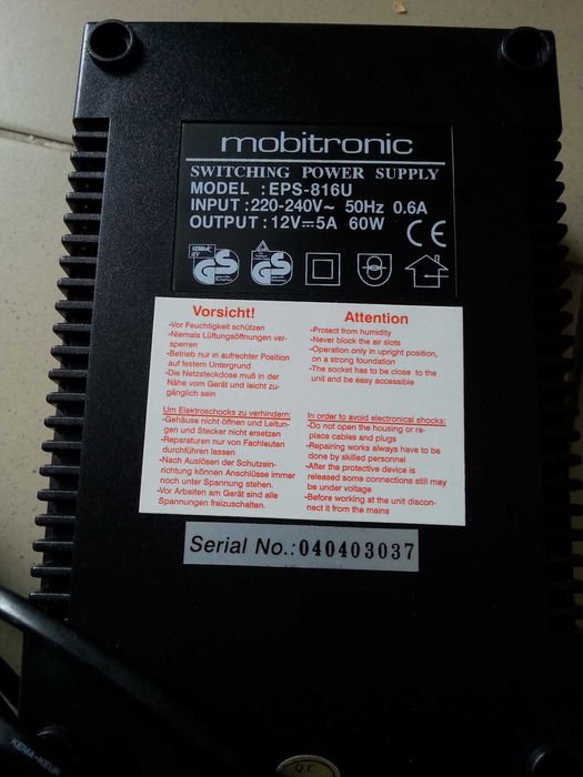 Waeco transformator 12/220V convertor adaptor 60W Mobitronic